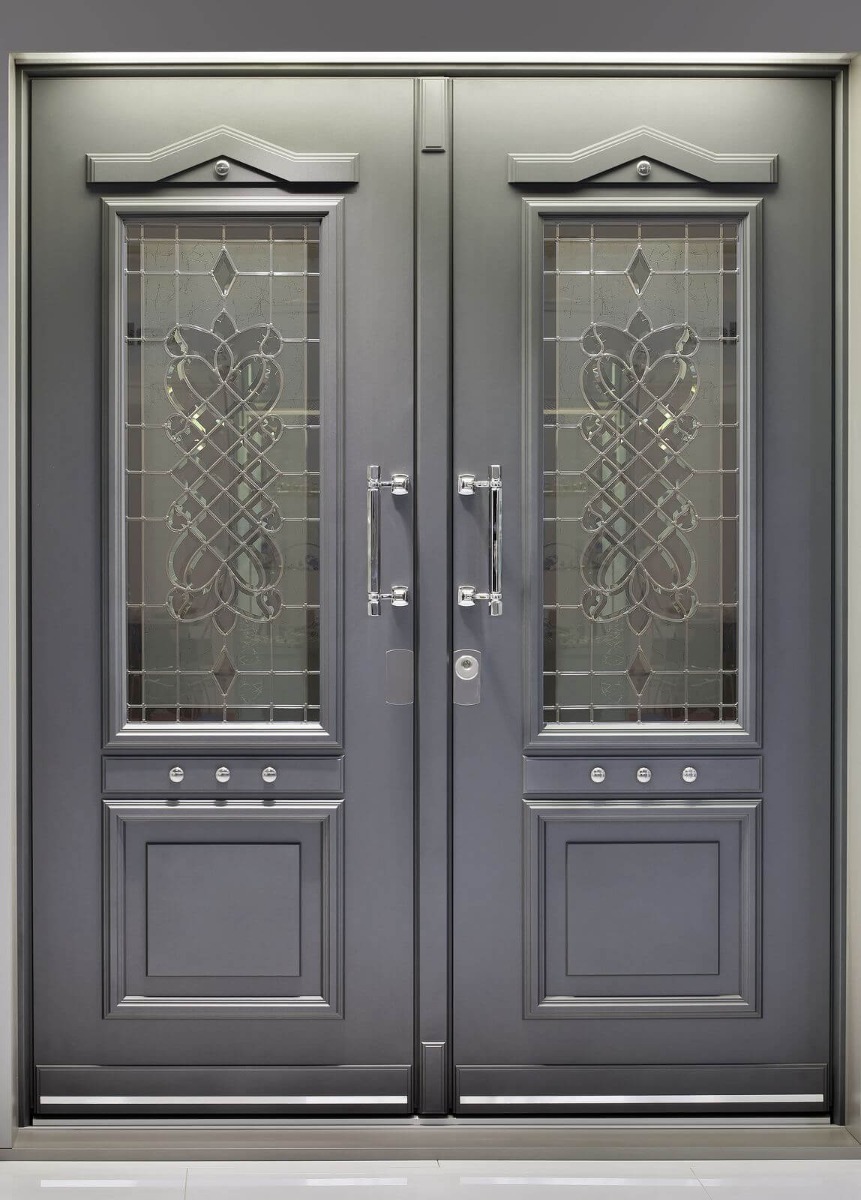 How to pick the right front door for your home?