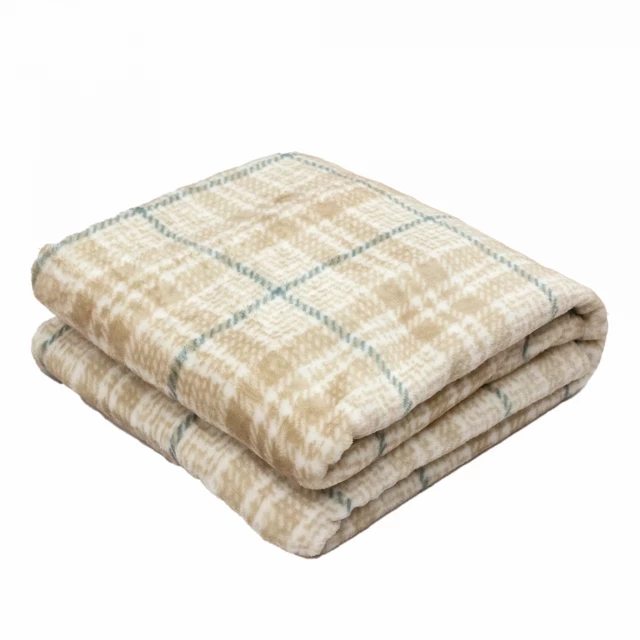 Green reversible velvet sherpa throw blanket with natural pattern and comfort features