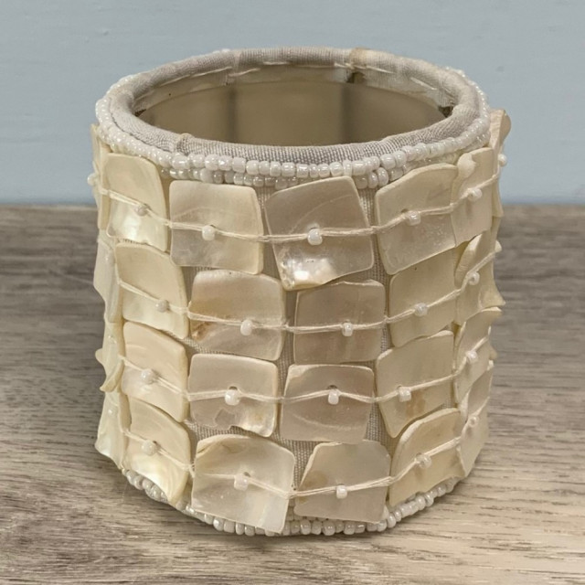 https://www.homeroots.co/product_image/products_group385001-385099/388632/388632_1.jpg