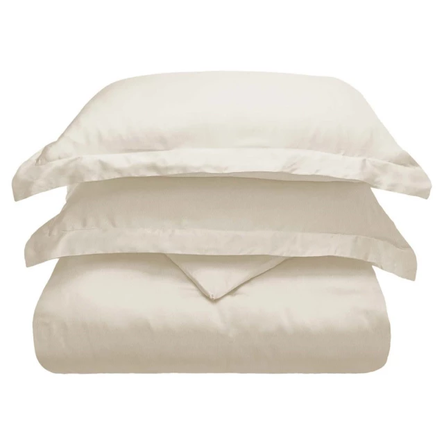 Blend thread count washable duvet cover with comfortable bedding and pillow on bed