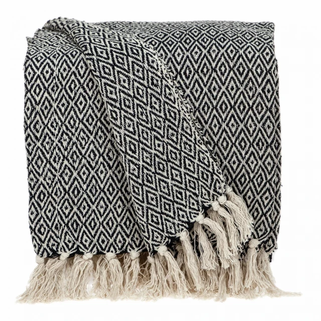 Diamond pattern beige throw with tassels