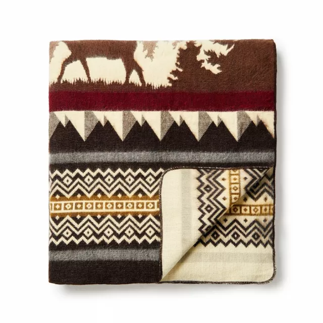 Soft Bear Deer Lodge handmade blanket in brown and beige color with a hint of wood and fawn elements