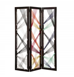 61 X 1.5 X 72 Multicolor Fabric And Wood Traverse  Screen
