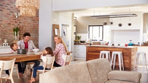 How to Create a Striking Dining Area in an Open-Plan Home