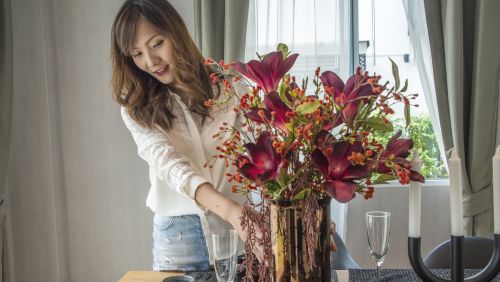 Create a Stunning Floral Arrangement with Artificial Flowers for Under $10